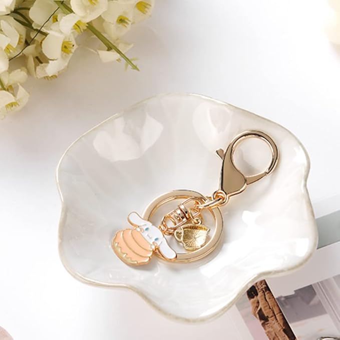 2PCS White Lotus Leaf Shape Ring Holder Dish, Small Key Bowl, Ceramic Trinket Tray Jewelry Dish Organizing Necklace Earrings for Mom Friend Sister, All Jewelries Are NOT Included, White.