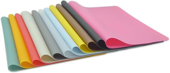 Silicone Placemats, Food-Grade Non-Slip Waterproof, Dining, Stain Resistant, Countertop Protector, Kitchen Counter Mat, Heat Resistant, Baking mat Dishwasher Safe (15.7x11.8Inch-4pack, Black)