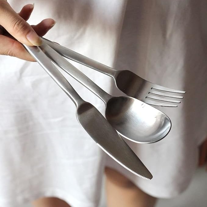 Matte Silverware Set for 16 Stainless Steel Flatware Set Light Luxury Vintage Style 64 Piece Cutlery Tableware Utensils Set Include Knives Forks and Spoons for Home Kitchen Restaurant Christmas