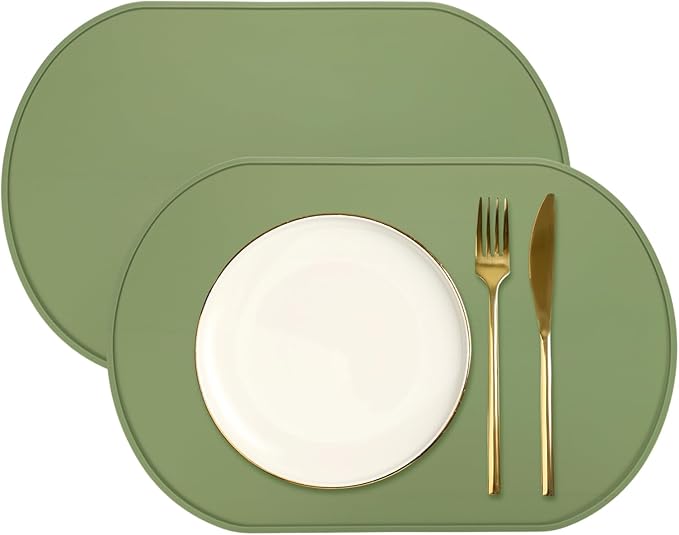 uxcell 2 Pcs Oval Silicone Placemat, 15.4" x 10.4" Non-Slip Washable Table Placemats Heat Resistant Waterproof Mat with High Edge for Table Kitchen Desk Protection, Green