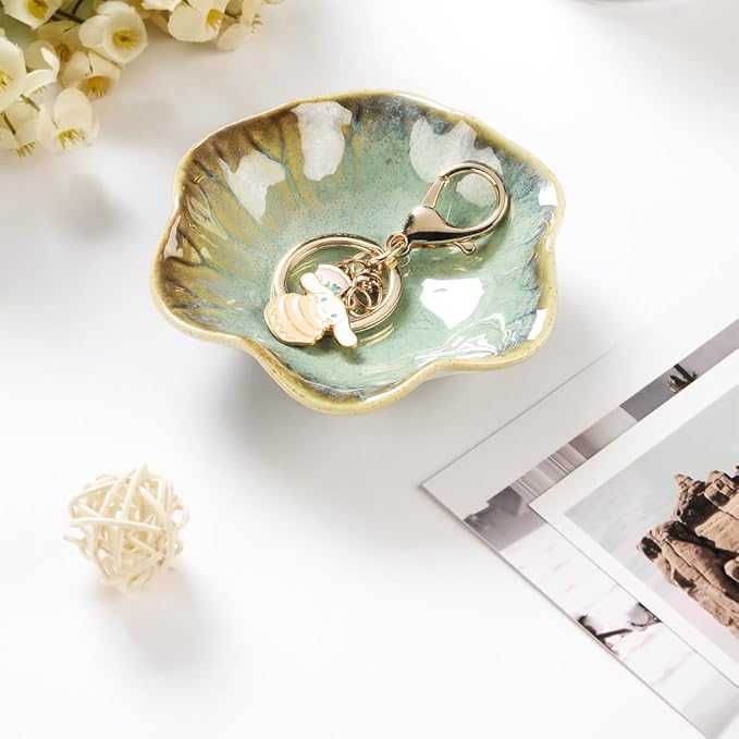 2PCS Lotus Leaf Shape Ring Holder Dish, Small Key Bowl, Ceramic Trinket Tray Jewelry Dish Organizing Necklace Earrings for Mom Friend Sister, All Jewelries Are NOT Included.White+Crystal Green.