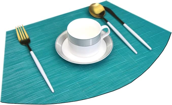 Wedge Shape Placemats for Round Dinner Table Woven Vinyl Non Slip Plastic PVC Table Mats Placemats Set of 4（Blue）