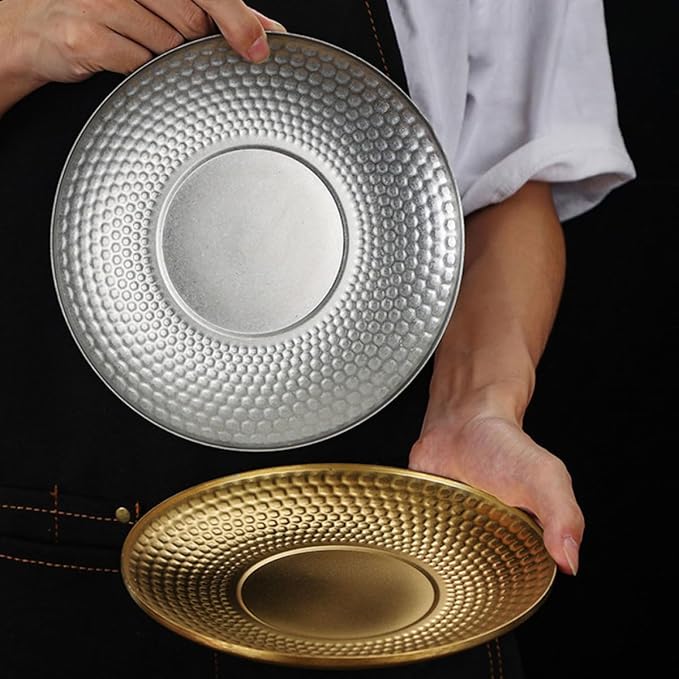 BESPORTBLE Creative Hammer Textured Stainless Steel Fruit Serving Tray Round Dinner Plate for Outdoor Camping and Indoor Use, Vintage Gold Diamond Pattern