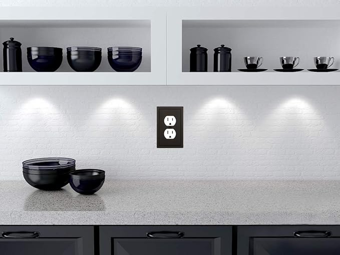 Henne Bery Modern Edge Decorative Wall Plate Switch Plate Outlet Cover, Durable Solid Zinc Alloy (Single Duplex 2PK, Matte Black)