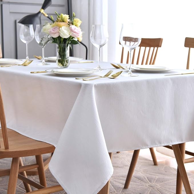 maxmill Jacquard Table Cloth Swirl Pattern Spillproof Wrinkle Resistant Heavy Weight Soft Tablecloth for Kitchen Dinning Tabletop Decoration Outdoor Picnic Rectangle 52 x 70 Inch White