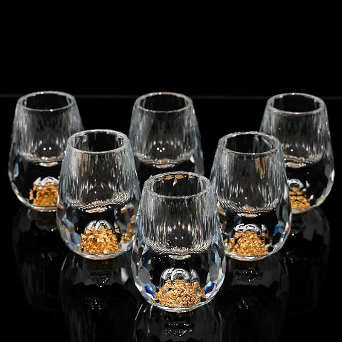 SIYOUKI Crystal Shot Glasses 0.5oz Set,Decorated With 24K Gold Leaf Flakes,Lead-Free,Handmade Set Suitable For MaoTai,Spirits,Drinks Tastin,Gift-Box Packaging (Diamond-6PCS)