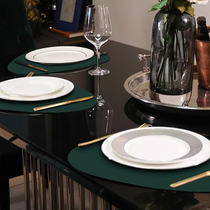 Leather Placemats for Dining Table Set of 2, Heat Resistant Easy to Clean Wipeable Waterproof Washable Modern Placemats for Kitchen Diner Table, Non Slip Anti-Skid Irregular Table Mats, Green