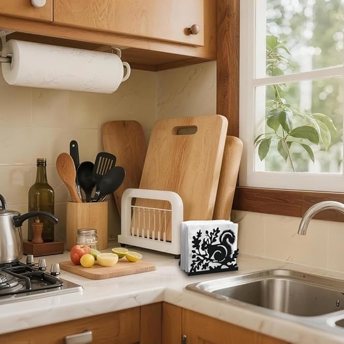 Squirrel Decorative Black Metal Napkin Holder for Table, 5.3" x 4.3" x 1.9" Squirrel Aniaml Standing Napkin Holder for Home Kitchen Restaurant Picnic Party Coffee Bar Dining Room