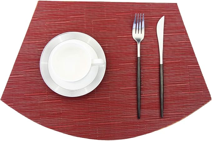 PIGCHCY Wedge Shaped Placemats Set of 6 with Centerpiece Round Mats Washable Kitchen Placemats Heat-Resistant Table Mats (Burgundy Red)
