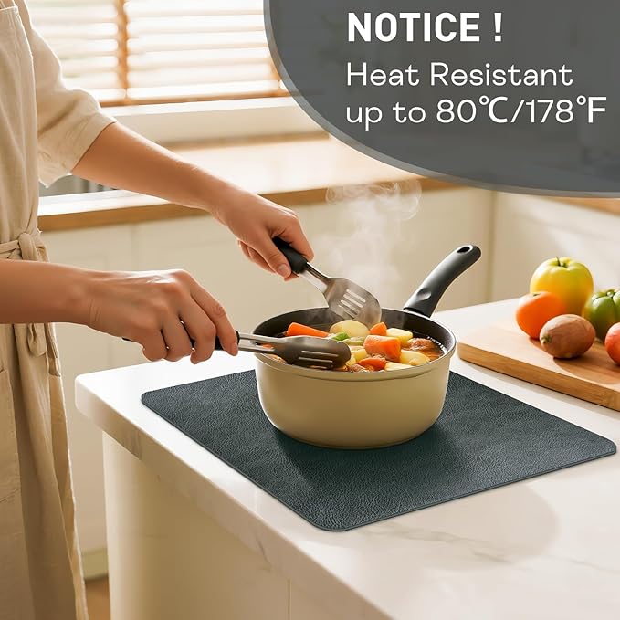 Faux Leather Placemats Set of 6, Washable Place Mats, Wipeable Waterproof Oil-Proof Heat Resistant Table Mats, Non-Slip Vinyl Placemats Rectangular Place Mat for Table Indoor Outdoor (Gray)