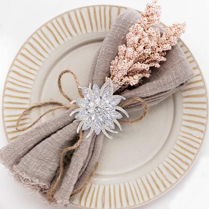 ZeeDix Christmas Flower Napkin Rings Set of 6, Silver Lotus Elegant Rhinestone Napkin Ring Serviette Buckles Holder for Wedding Birthday Christmas Holiday Party Home Kitchen Dinner Table Decoration