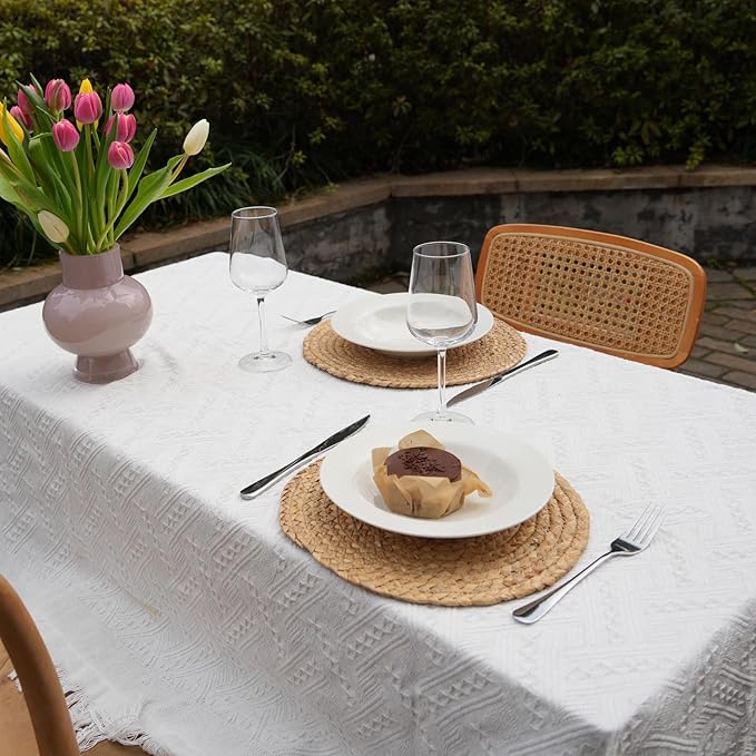 ANDSTAR Round Woven Placemats Set of 6, 12"x12", Natural Wicker Placemats, Water Hyacinth Straw Braided Placemats,Boho Place Mats for Farmhouse, Rustic Table (Water Hyacinth in Natural Color)