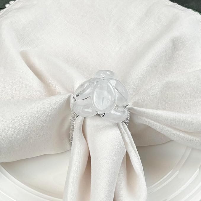 Beaded Pebble Stone Napkin Rings – Handcrafted Acrylic Holders with Natural Coastal Look – Elegant Table Decor for Modern, Wedding, Ester, Spring, or Sophisticated Gift - Set of 4, White