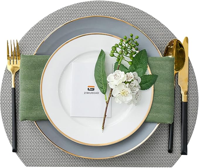 Placemats Set of 4, Reversible Faux Leather Heat Resistant Place Mats, Waterproof Oilproof Wipeable PU Table Mats for Indoor/Outdoor Use (Grey)