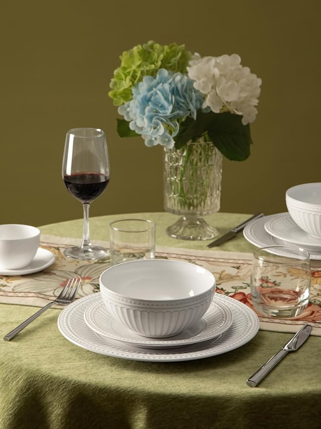Famiware Garden Plates and Bowls Sets, 18-Piece Dishes Set for 6, Scratch Resistant Kitchen Dishes Dinnerware Set - Microwave and Dishwasher Safe, Reactive Glaze and Embossed Stoneware, White