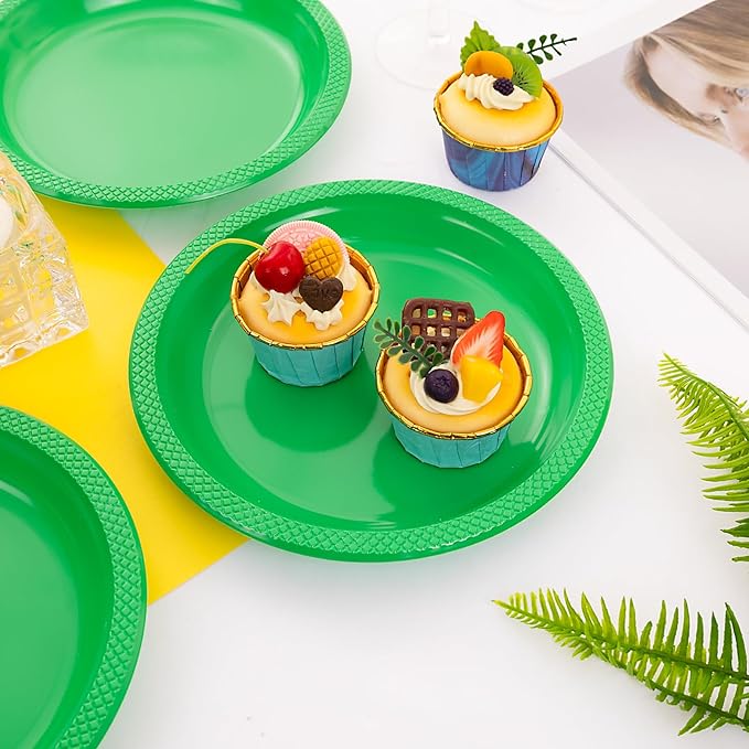 WELLIFE Green Party Plates 9 Inch -150 Count, Disposable Plastic Dinner Plates for New Year Party St. Patrick's Day Easter