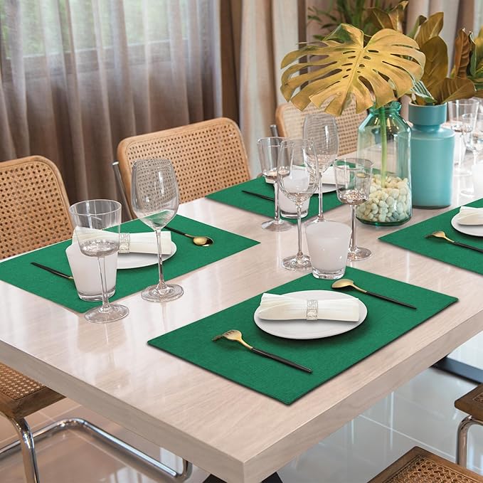 Cloth Placemats Set of 4, Cotton Linen Blend Machine Washable Double Layered Durable Place Mats Heat Resistant Placemats Wrinkle Free Thick Fabric Dining Table Mats (Green, 4)