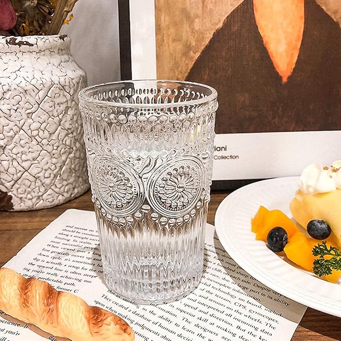 MDLUU Embossed Water Glasses, Romantic Glassware, Vintage Drinking Glasses, Glass Tumblers for Juice, Beverages, Cocktail, Capacity 12.5oz/370ml, Set of 4
