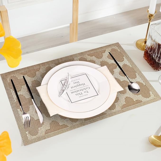 Elegant Placemats Vinyl Woven Heat-Resistant Placemats Set of 4 Washable Easy to Clean Table Mats for Dining Room and Decorate (Gold)
