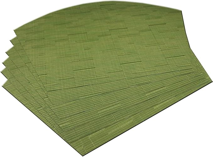 Wedge Placemats for Round Table Woven Vinyl Easy Wipe Plastic Non Slip Table Mats Set of 6（Green）