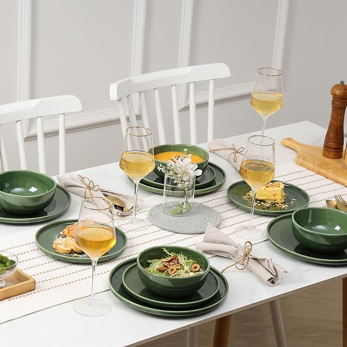 vicrays Ceramic Salad Plates Set - Porcelain 8 Inch Flat Dessert Appetizer Plate for Lunch Home Party Restaurant - Scratch Resistant Microwave Oven and Dishwasher Safe - Set of 6 (Green)