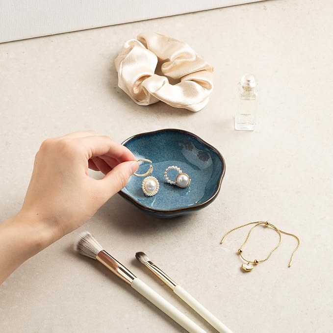 Floral Ceramic Ring Dish Elegant Jewelry Gift for Women Ceramic Trinket Tray Ring Holder Necklace Organizer for Mom Best Friend Sister (blue)