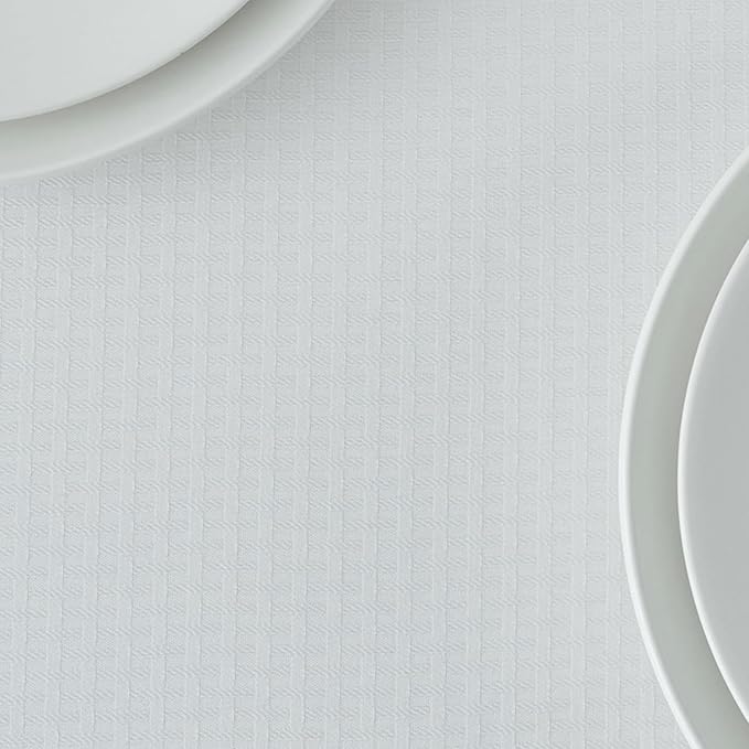maxmill Weaved Texture Rectangle Tablecloth Water Resistant Wrinkle Free Spill-Proof, Soft Table Cloth for Dining Room Decoration, Banquet Parties Event Holiday Dinner, 60 x 84 Inch White