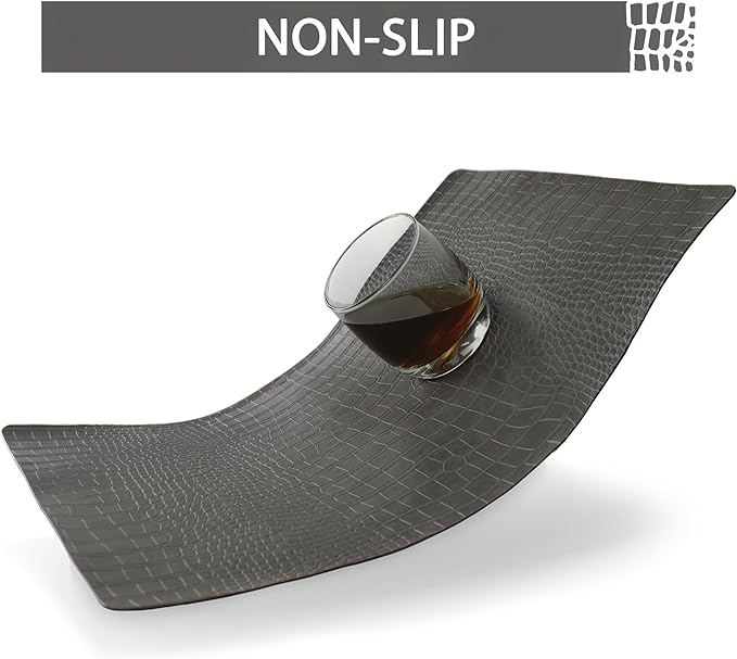 Set of 4 Faux Leather Placemats, PU Table Mats, Waterproof, Stain Resistant, Heat Resistant, Easy to Clean for Kitchen Dining Table,Conference Table