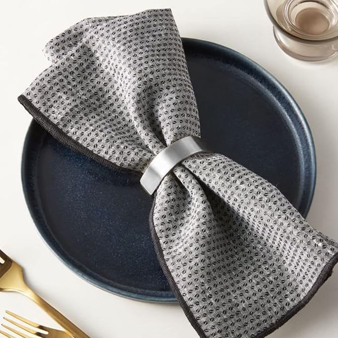Cuff Brushed Silver Napkin Rings Set of 4, Modernist Napkin Ring Holder for Wedding, Banquet, Metallic Adornment for Table Settings, Glossy Serviette Buckles Decor (Semicircle - Silver)
