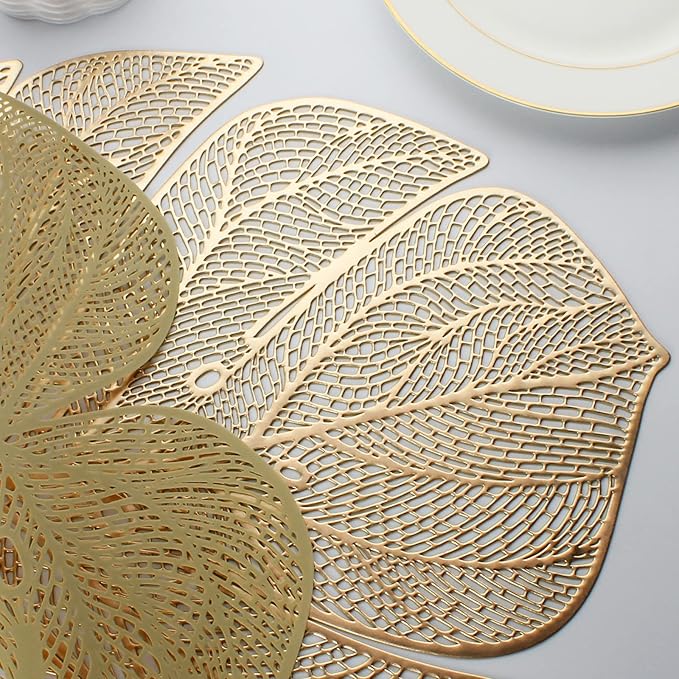 Evevda Gold Leaf Shaped Vinyl Placemats for Dinner Table Set of 8 Metallic Plastic Gold Place Mats Wipeable 8Pcs Table Mats for Wedding Annersary Dinner Table Decoration Mats