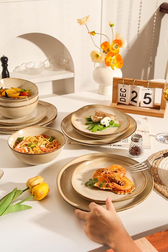 12-Piece Stoneware Dinnerware Set for 4 (Cream)