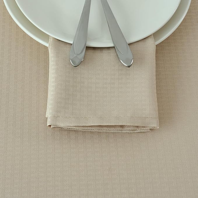 maxmill Cloth Napkins 20 x 20 Inch Weaved Texture Pattern Soft Comfortable and Luxury Serviette for Restaurant Family Dinners Weddings Parties and Banquets Set of 4 Pieces, Natural