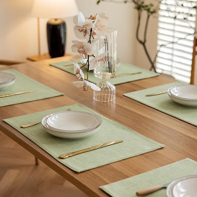 Demetex Green Placemat Set of 4 Washable Linen Textured Place Mats for Dinner Heat Resistant Sage Cloth Placemats Scratch Resistant Plate Mats for Dining Table Kitchen, Green