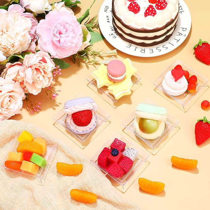 400 Pieces Mini Square Dessert Plates 2.5 x 2.5 Inch Disposable Appetizer Plates Small Clear Plastic Dish for Dessert Salad Appetizer Sauces Tastings Cake Wedding Party Serving (Clear)