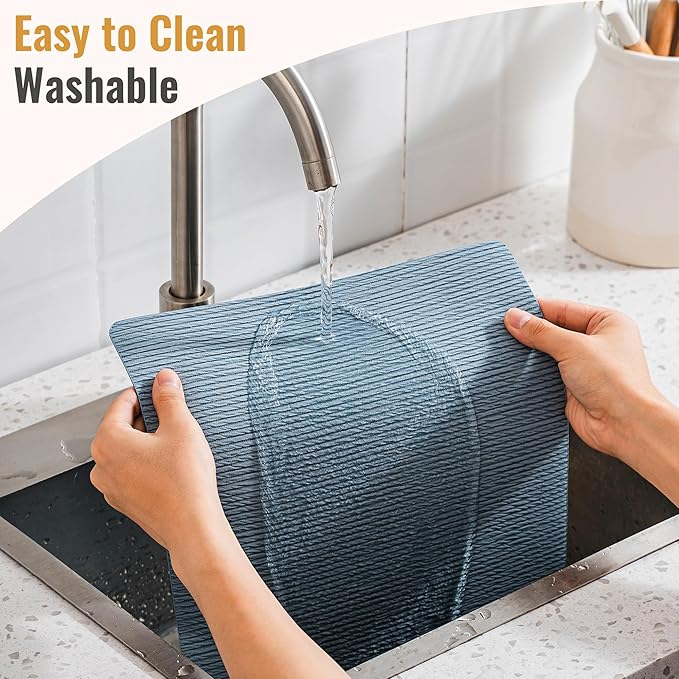 Jovono Faux Leather Placemats Set of 4, Waterproof Washable Table Mats, Easy-Clean Heat Resistant Kitchen Vinyl Place Mat for Dining Table, Restaurant, Indoor, 17.8"x11.8", Light Blue
