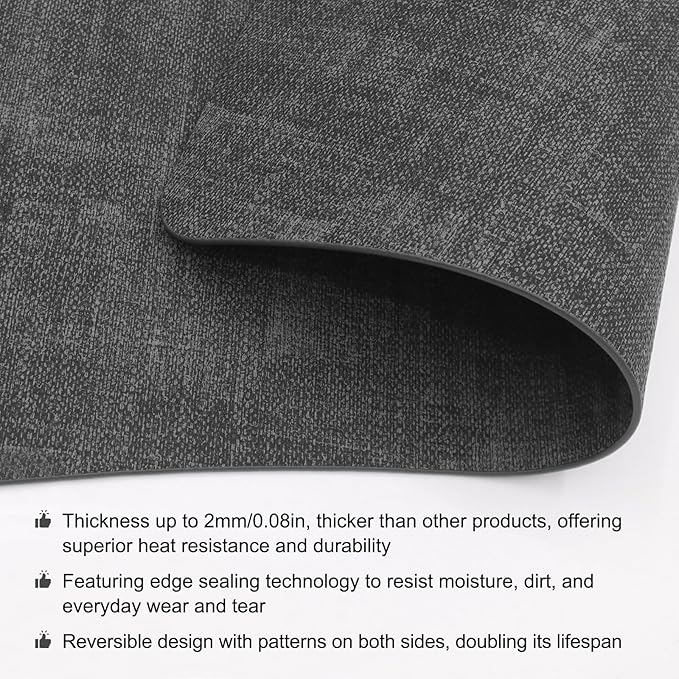 Round Table Placemats Set of 4, Wedge Shaped Faux Leather Table Mats, Heat Resistant Wipeable Washable Place Mats for Dining Table Dinner Kitchen Indoor Outdoor