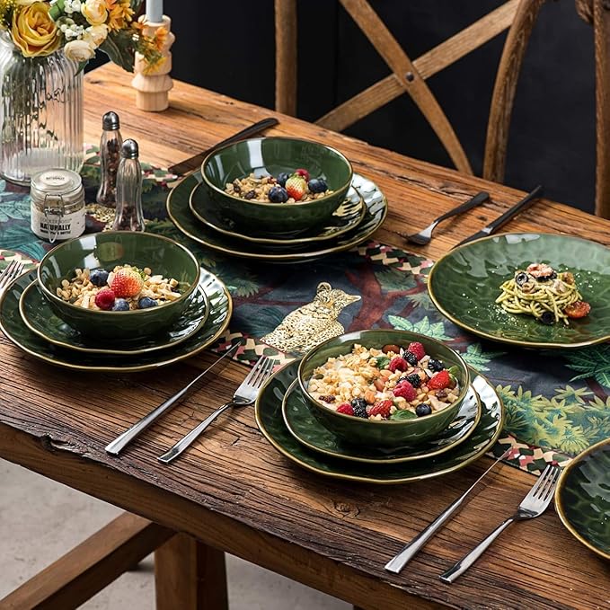 vicrays Ceramic Round Dessert Salad Plates - 8 Inch, Set of 6, Microwave, Oven, and Dishwasher Safe, Scratch Resistant, Porcelain Fluted Suitable for Snacks, Appetizer, Home, Party (Green)