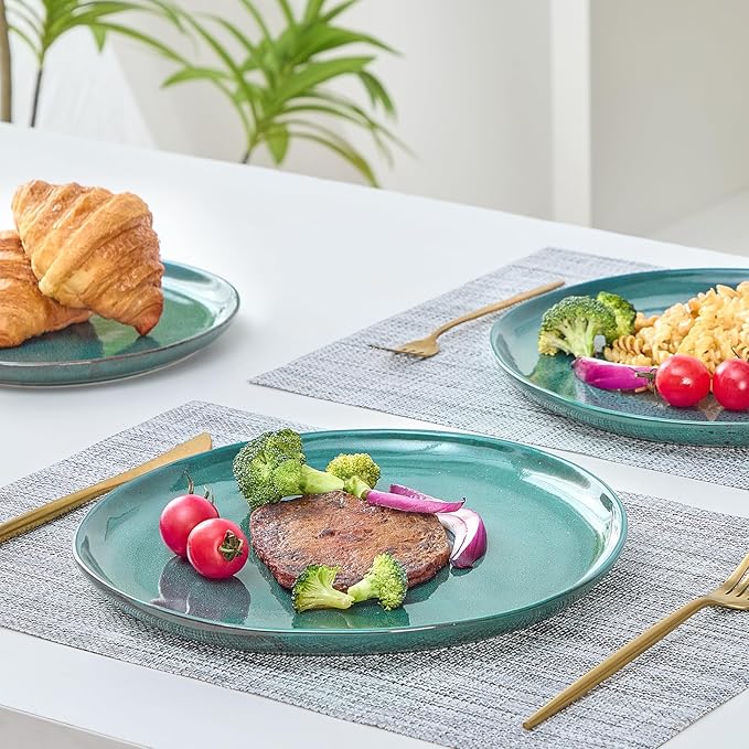 Bestone 12 Pieces Round Kitchen Dinnerware Sets，Plates and Bowls Sets,Dishes, Plates, Bowls, Dish Set, Chip Resistant Ceramic Dinnerware Set, Dishwasher/Microwave Safe,Service for 4,Ceylon Green