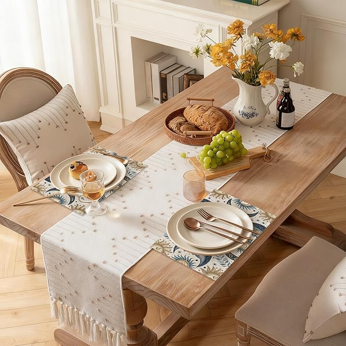 Sun Moon Stars Placemats, Boho Celestial Placemats 12x18 Inch Waterproof Non-Slip Washable Table Mats for Kitchen Dining Party Table Decor,Set of 6