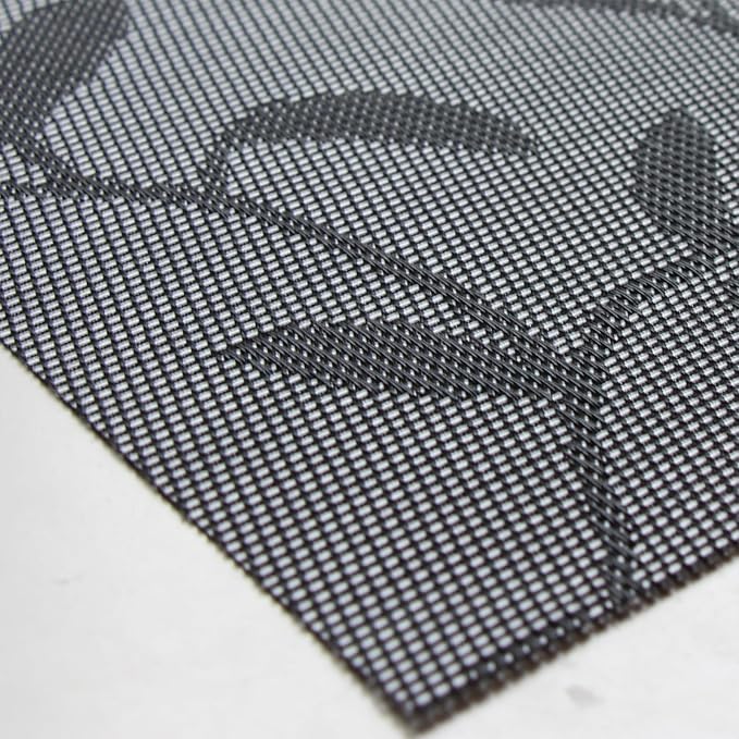 Leaf Placemats Set of 8 Non-Slip Heat-Resistant Vinyl Washable Place Mats for Kitchen Table Indoor Outdoor Durable (18"x12", Black)