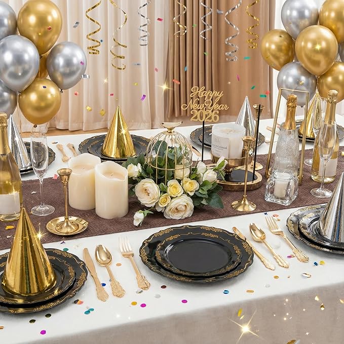 DaYammi 60PCS Black and Gold Plastic Plates, Heavy Duty Black and Gold Disposable Plates Premium 7.5 inch Dessert Cake Salad Appetizer Plate Hard Plastic Plate Disposable for Party Wedding