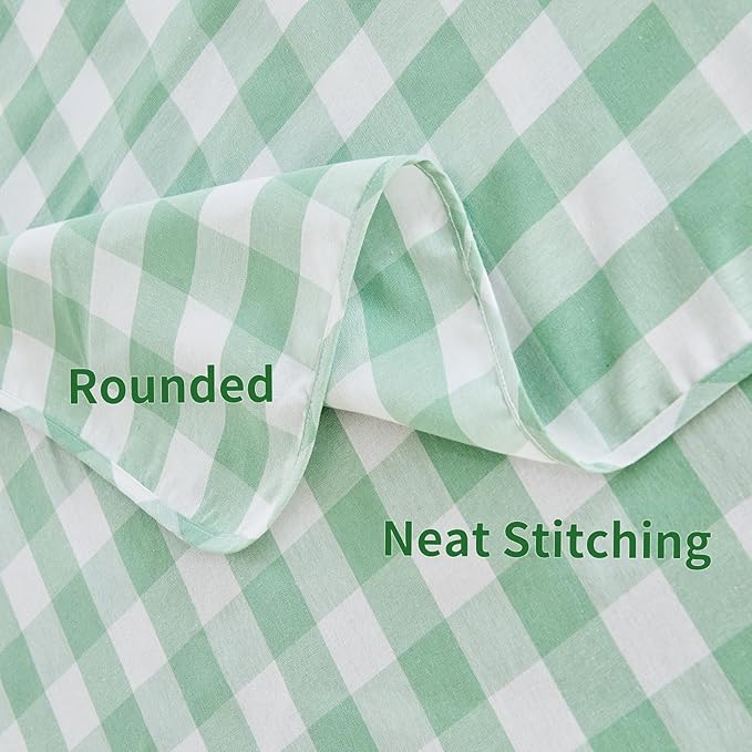 BALCONY & FALCON Gingham Table Cloth Rectangle – Reversible Water-Resistant Cotton Checkered Tablecloth for St. Patrick's Day, Outdoor Picnic, Camping, Kitchen (Green White, 55x71 Inch)
