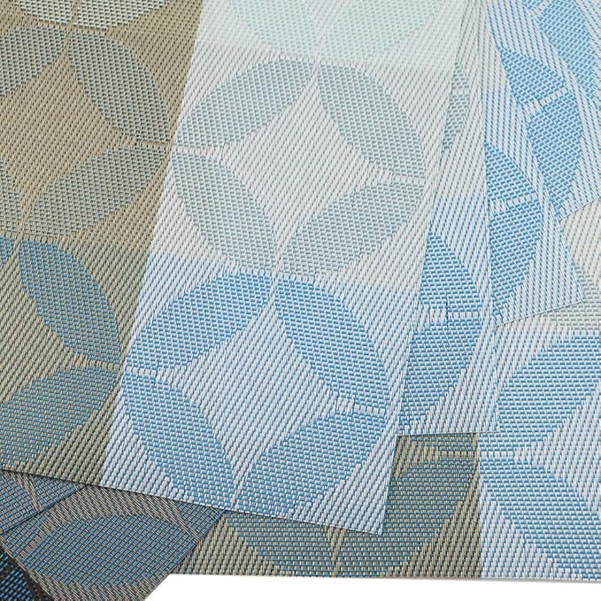 Gugrida Heat-Resistant, Stain Resistant Anti-Skid PVC Woven Vinyl Placemats - Non-Slip Kitchen Table Mats Set of 6 (30x45 cm, Blue)