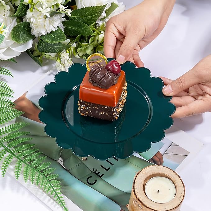 LIYH 200 Pcs Dark Green Dessert Plates - Disposable Cake Plates with Gold Forks, Gold Dessert Forks 5", Plastic Cake Plate 7.5" for Holiday Party