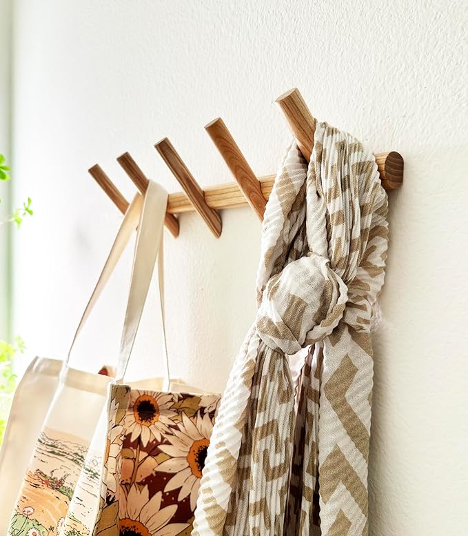 Modern Minimalist Wooden Wall Hook Rack, Solid Ash Wood Coat Rack with 5 Hooks, Wall Mounted Entryway Organizer for Coats, Hats & Bags, 20 lb Capacity
