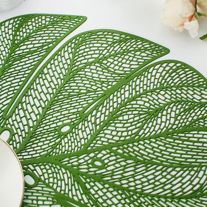 Evevda Green Leaf Shaped Vinyl Placemats for Dinner Table Set of 4 Plastic Green Place Mats Wipeable 6Pcs Table Mats for Wedding Annersary Dinner Table Decoration Mats