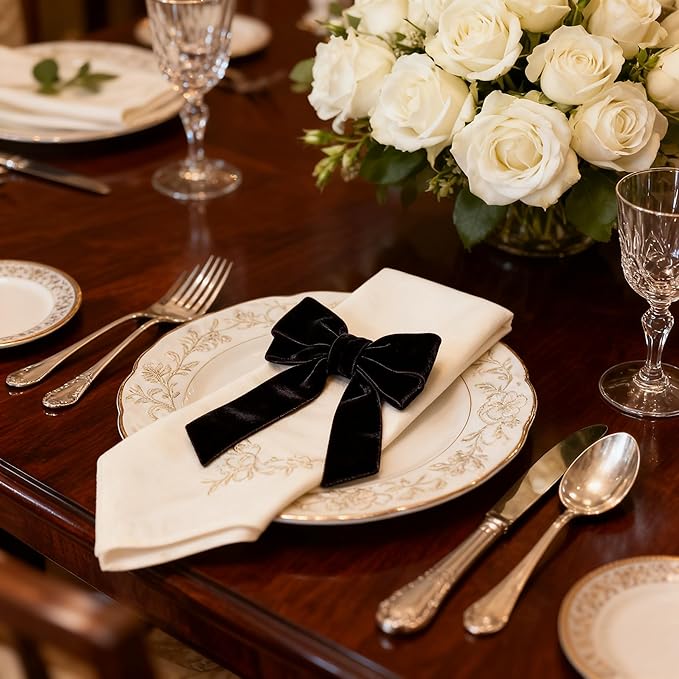 Bow Napkin Rings Set of 6 Luxury Soft Black Velvet Napkin Holders, Elegant Bow Design for Christmas Holiday Dinner Wedding Party Table Decor