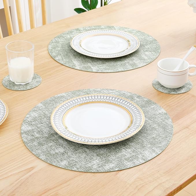 Homaxy Round Faux Leather Placemats and Coasters, Washable Dual-Side Table Mats, Wipeable Heat-Resistant Dining Place Mats for Outdoor and Indoor, Set of 4, Diameter 13 and 3.93 inch, Grass Green