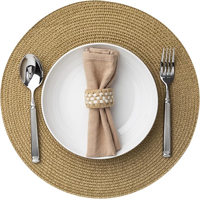 Round Placemats Set of 6 Plastic Woven Placemats Washable Wipeable Table Mats for Dining Table Heat Resistant Non-Slip Circle Place Mats (Tan)