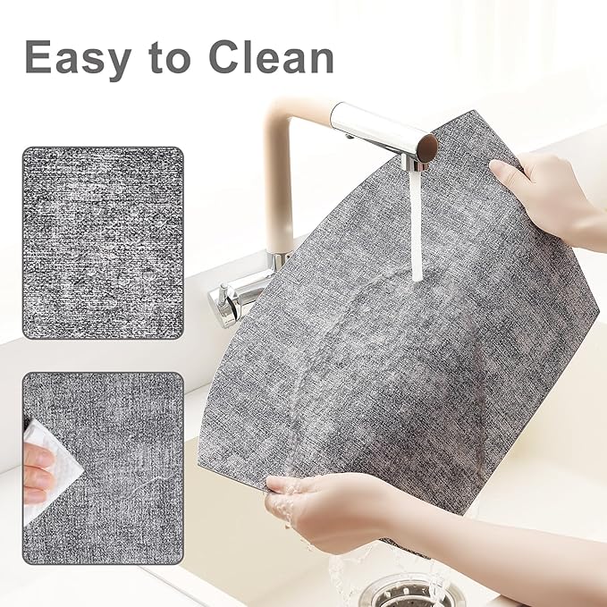Homaxy Round Table Placemats Set of 4, Washable Wedge Shaped Faux Leather Table Mats, Wipeable Kitchen Dinner Place Mats for Indoor Outdoor, Black & White